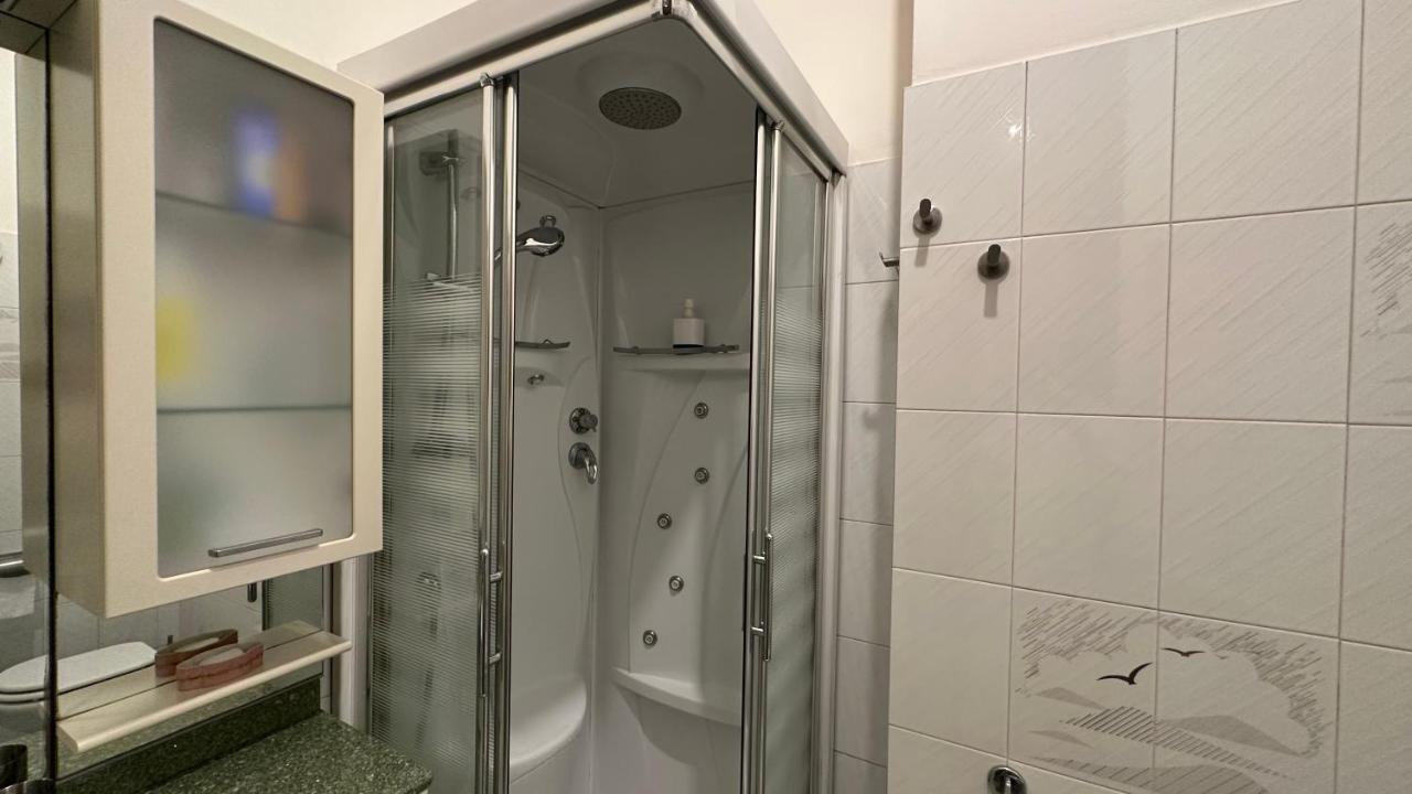 Dehomes - Two Bedrooms, Terrace, Wi-Fi, Tram To Centre & Rho Fiera 米兰 外观 照片